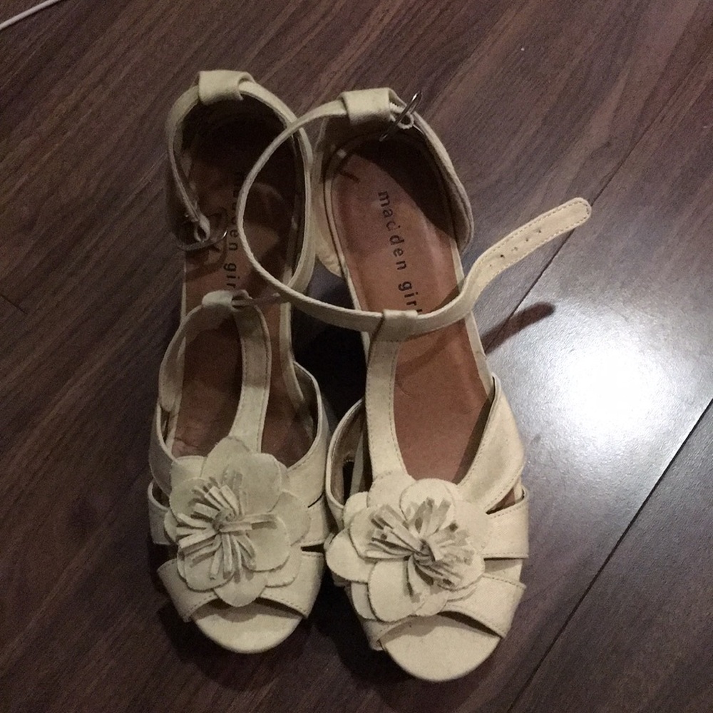 Madden girl beige cork wedges 8.5